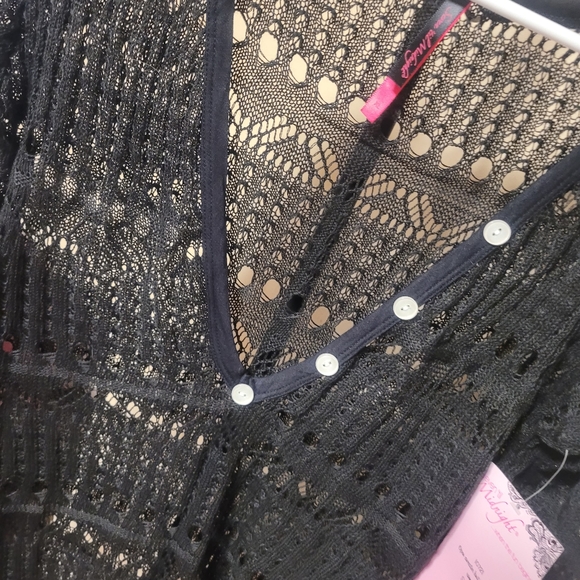 XL Knit Long Sleeve Romper - Picture 2 of 4